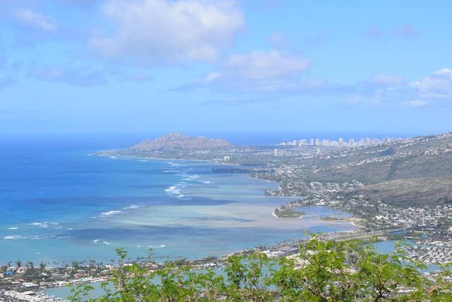 5 Must See Places On Oahu's South Shore - South Shore Oahu - Honolulu - Koko Head - Hawaii Kai - Kakaako Murals - Chinatown - South Shore Oahu Hawaii - Oahu South Shore Surf Report - Surf South Shore Oahu - Communikait by Kait Hanson #oahu #honolulu #hawaii