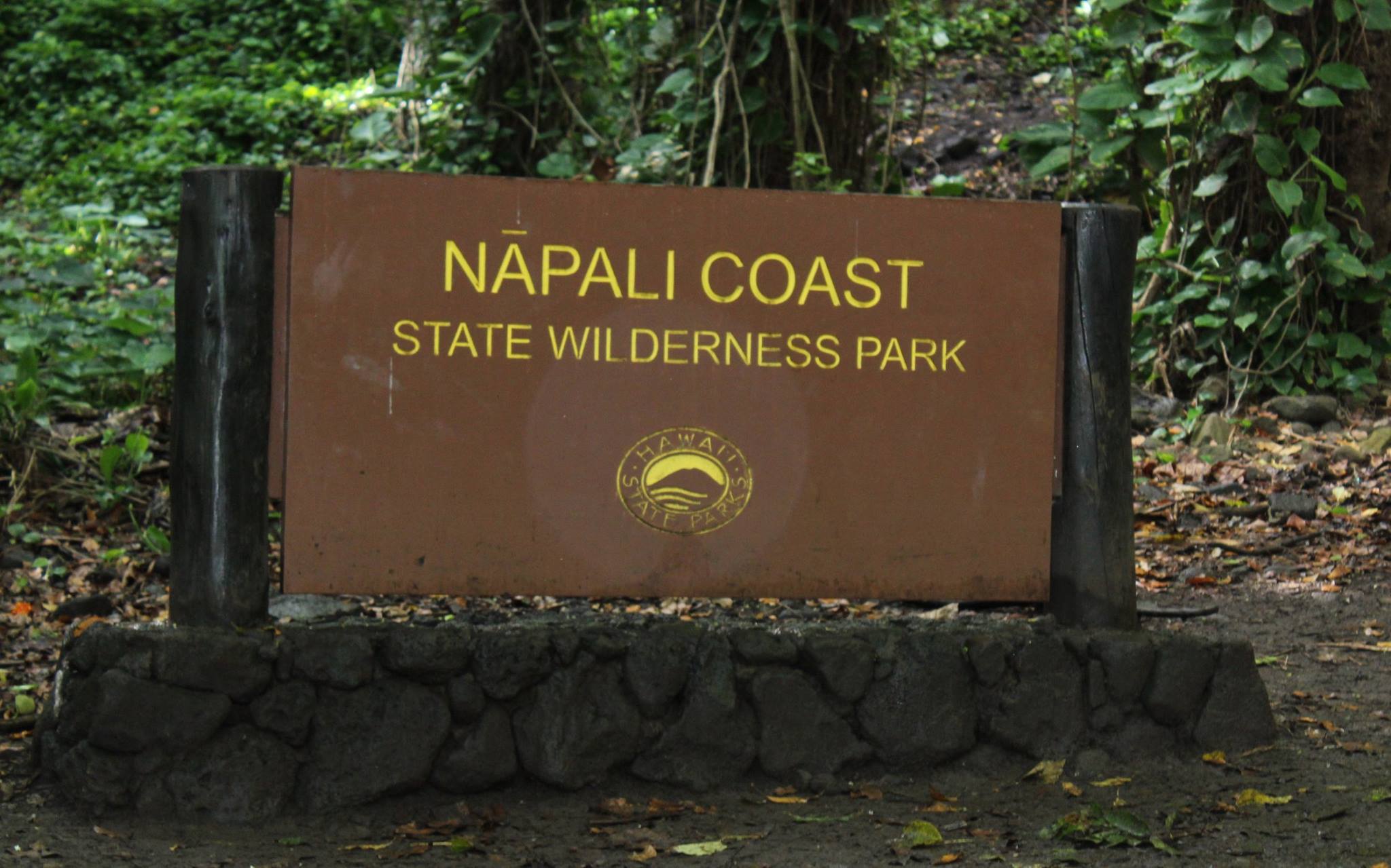 Tips For Hiking The Nā Pali Coast - Kalalau Valley & Trail - CommuniKait