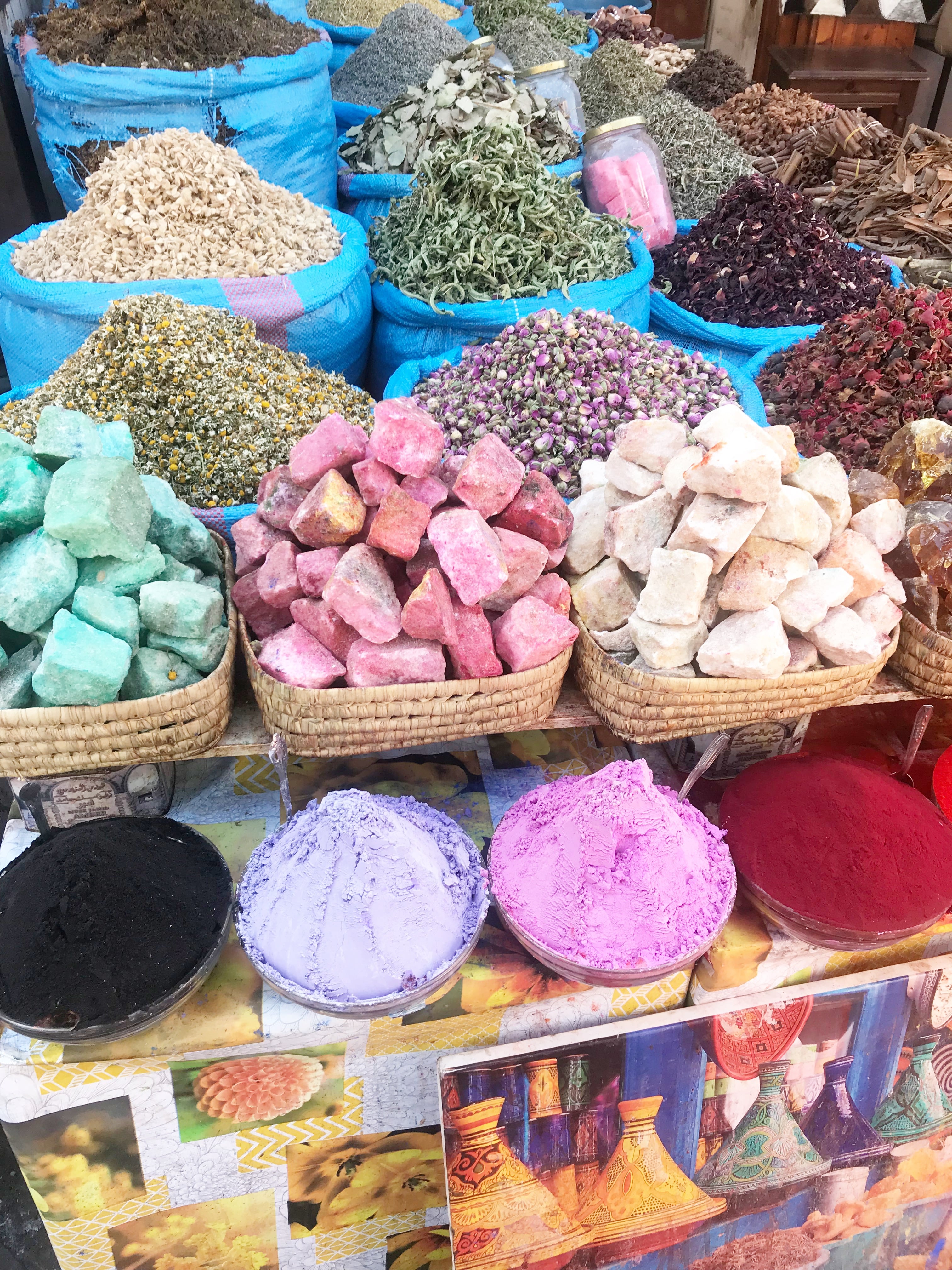 8 Things To Know Before You Go To Morocco - Traveling To Morocco - Planning A Trip To Morocco - Morocco Travel Tips - Tips For Morocco - Morocco Travel - Marrakech Travel - Fes Travel - Travel Blog Morocco - #Morocco #travelblog