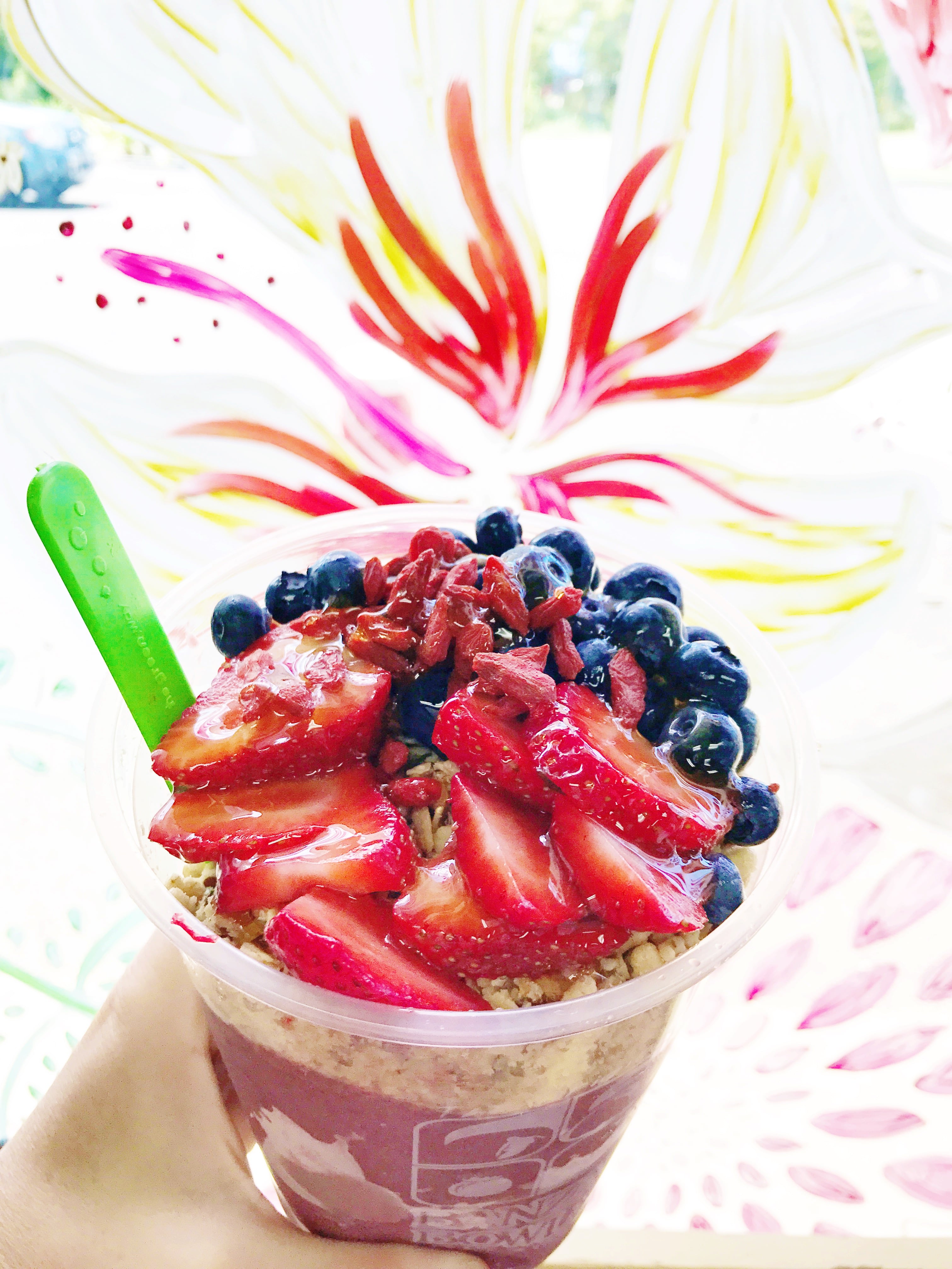 BEST ACAI BOWLS ON OAHU - Where to find the best acai bowls in Oahu, Hawaii + what to order when you get there! | Acai Bowls - Acai Bowls Oahu - Acai Bowls Hawaii - Acai Bowl Ideas - Best Acai Bowl Oahu - Best Acai Bowl Hawaii - Acai Bowl - Hawaii Travel Blog - #hawaii #oahu #acaibowl