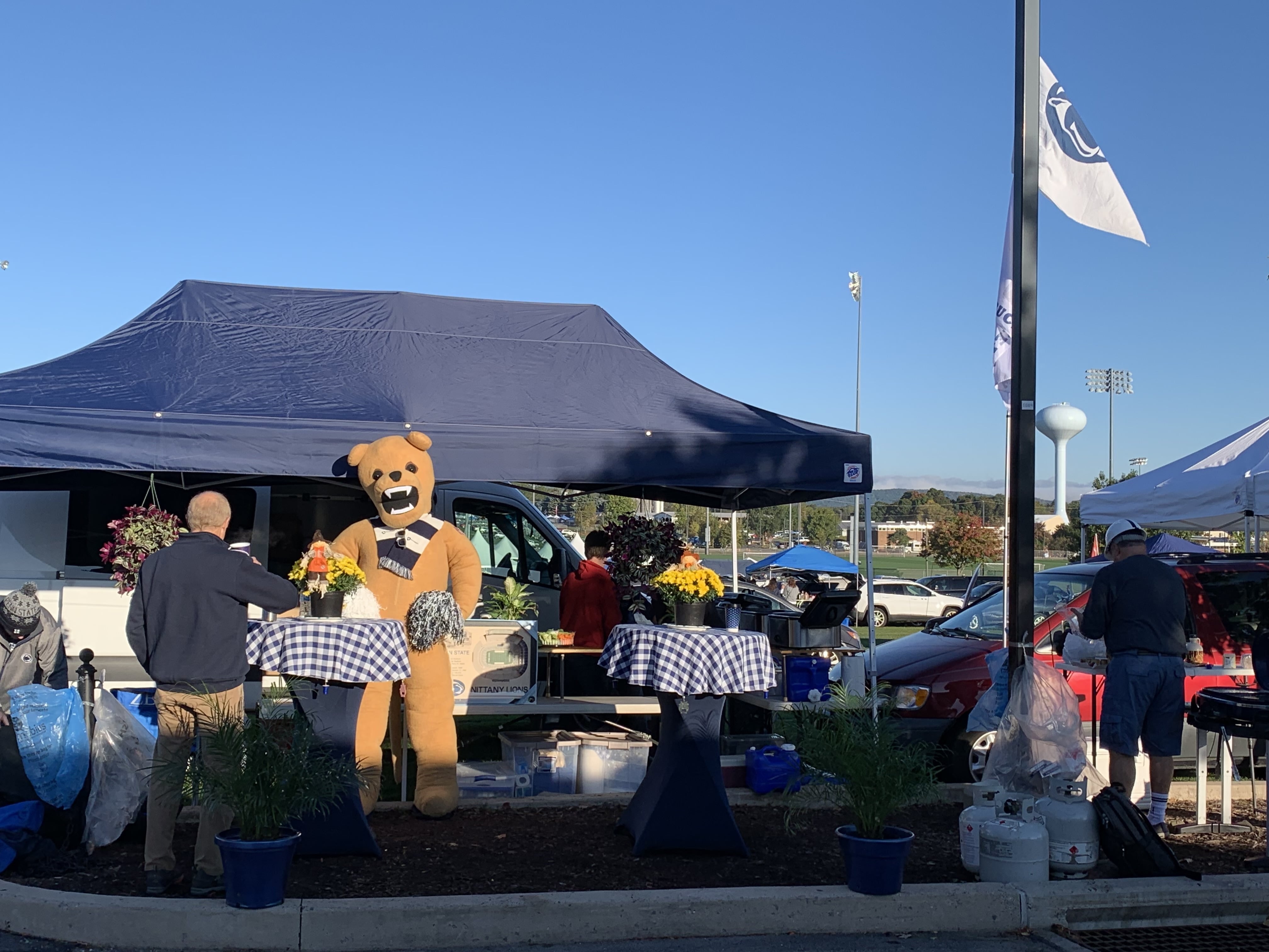 Penn State Homecoming 2019 - A trip to Penn State in State College, Pennsylvania for the 2019 Homecoming football game! | Penn State Football - State College, Pennsylvania - Beaver Stadium - Tailgating - PSU - Happy Valley