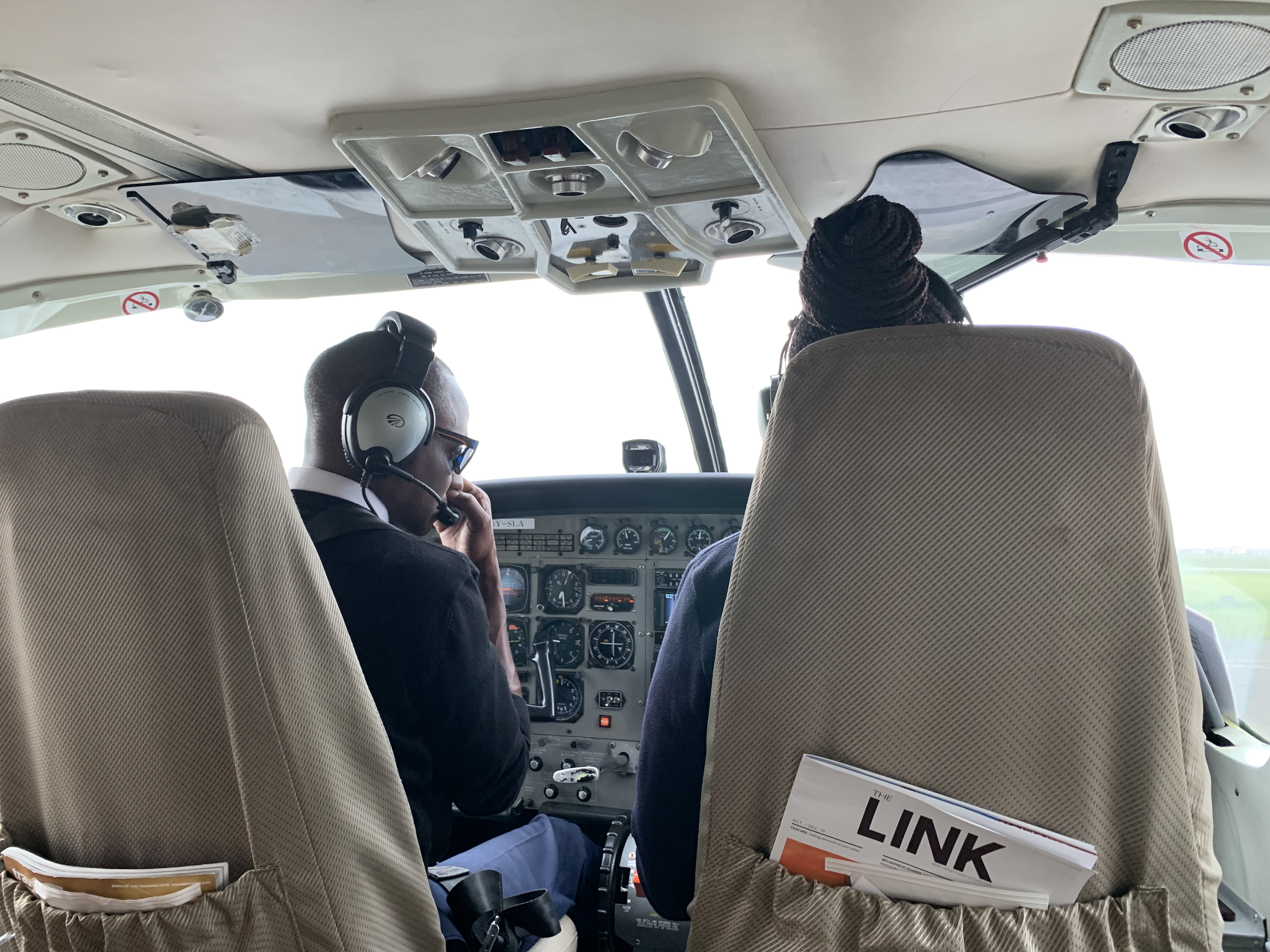 Kenya Bush Plane Review: Safarilink - Everything you need to know about flying Kenya's domestic safari airline, including regulations and my honest review! | Safarilink Review - Safarilink Kenya - Safarilink planes - Bush plane - Bush Plane Review - Best Bus Plane Africa
