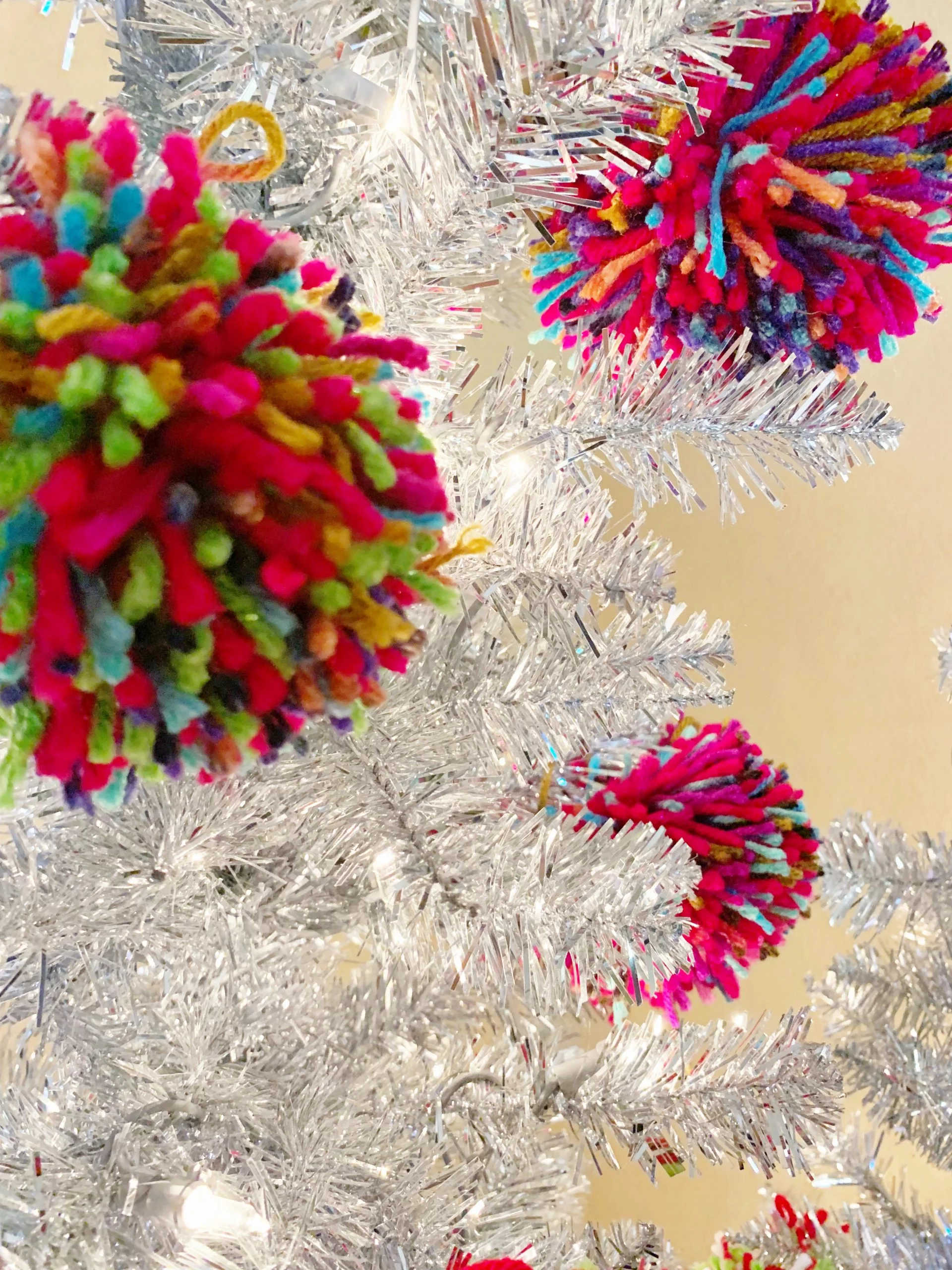 Pom Pom Christmas Tree - A fun and whimsical Christmas decor tutorial for how to make a Christmas tree decorated with pom poms! | Aluminum Pom Pom Tree - Christmas Tree Decorated With Pom Poms - Tinsel Tree